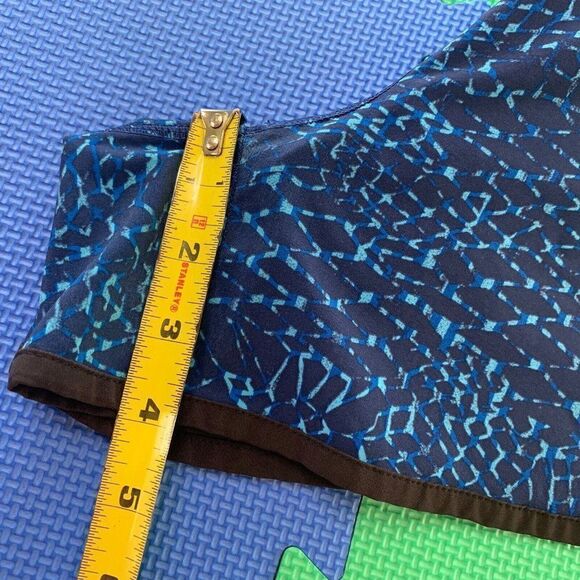 Lululemon Tracker Short III Samba Snake Kayak Blue Hero Size 6 W7D51S workout - Picture 12 of 12